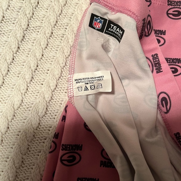 Green Bay Packers sleep wear/leggings - Picture 3 of 5